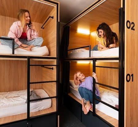 Happy Living Dormitory Kannur Railway Station Экстерьер фото
